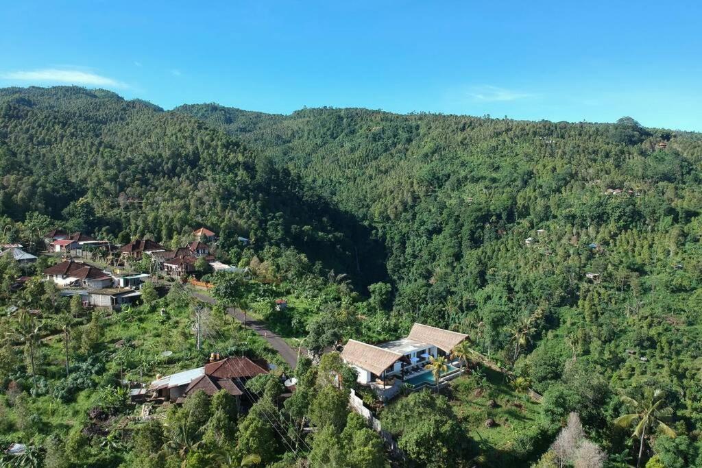 Bali Mimpi luxurious villa with great ocean views! Ambengan Exterior foto